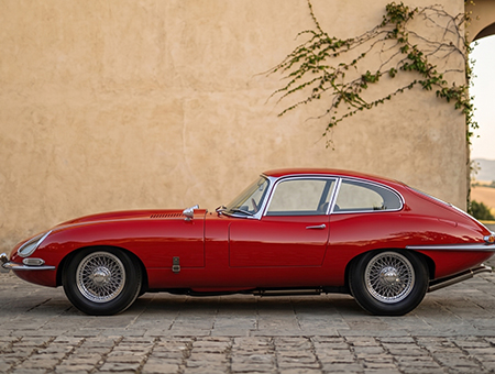 jaguar-e-type-head-fixed-head-coupe